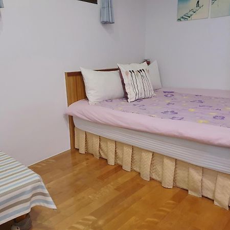 Ching Yue B&B Jiufen Exteriör bild